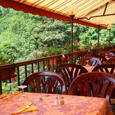 Hotel L'hostellerie Le Turckheim Croix D'or 2*