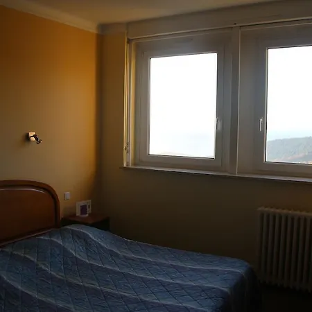 ホテル L'hostellerie Le Turckheim Croix D'or トロワ・エピ