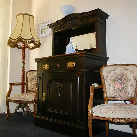 Hotel L'hostellerie Le Turckheim Croix D'or 2*